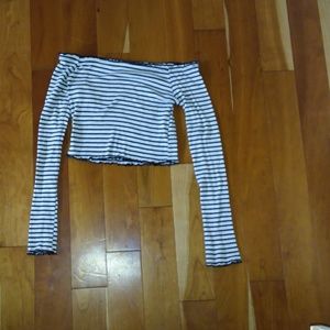 Crop Tight off the shoulder shirt